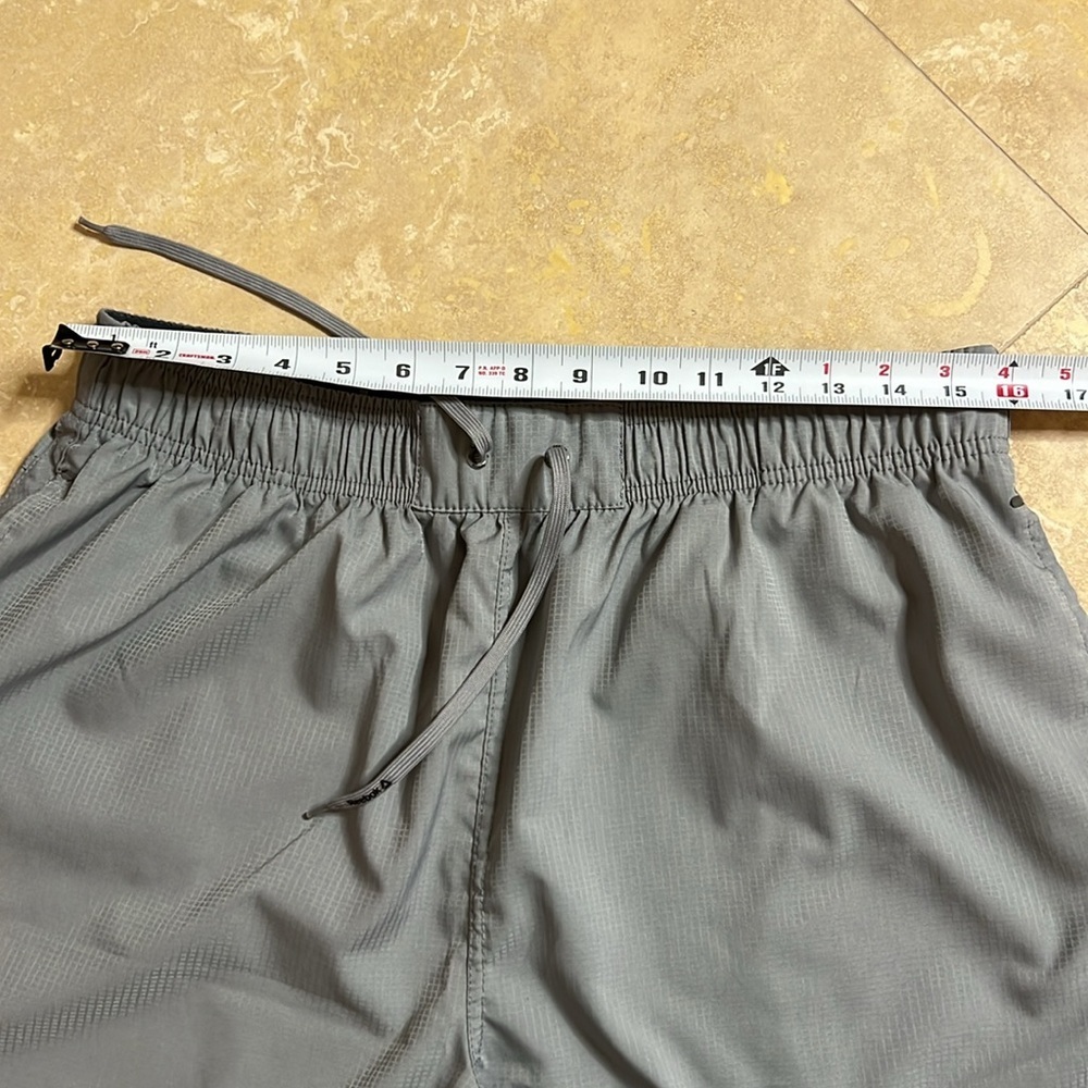 💙Men’s Reebok Shorts💙 - Picture 6 of 6